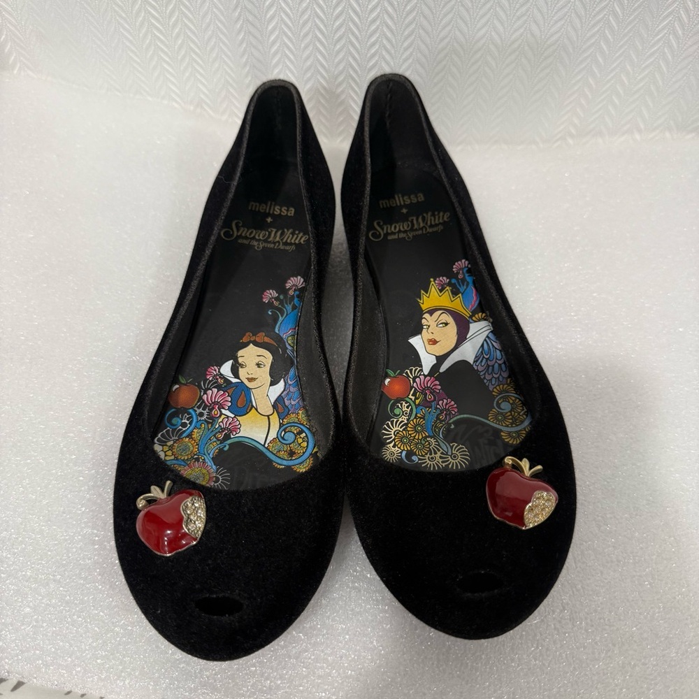 Melissa Black Flats with Snow White Design - Picture 4 of 16